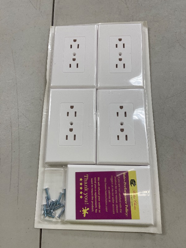 Photo 1 of Bates Duplex Wall Outlet Covers - 10 Pack, White Wall Plates