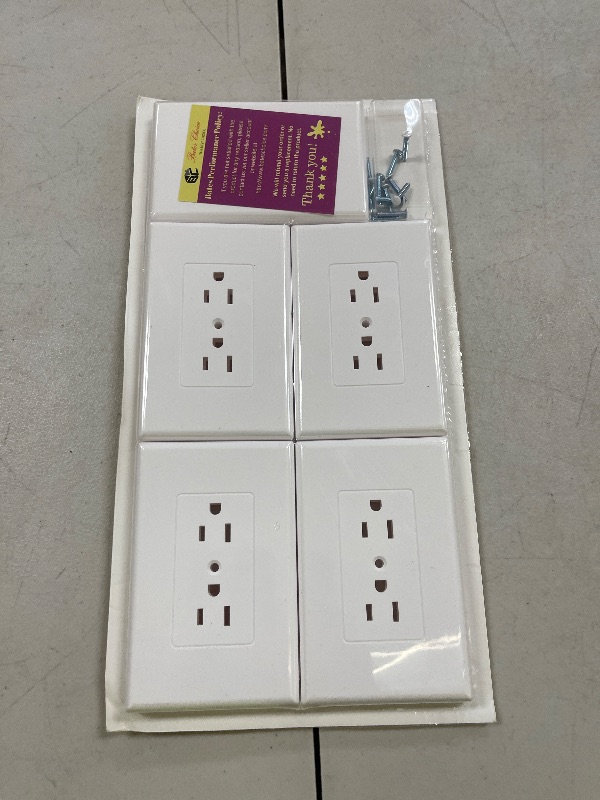 Photo 1 of Bates Duplex Wall Outlet Covers - 10 Pack, White Wall Plates