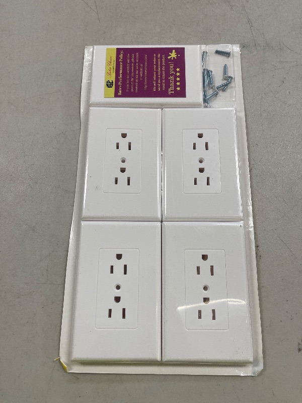 Photo 1 of Bates Duplex Wall Outlet Covers - 10 Pack, White Wall Plates