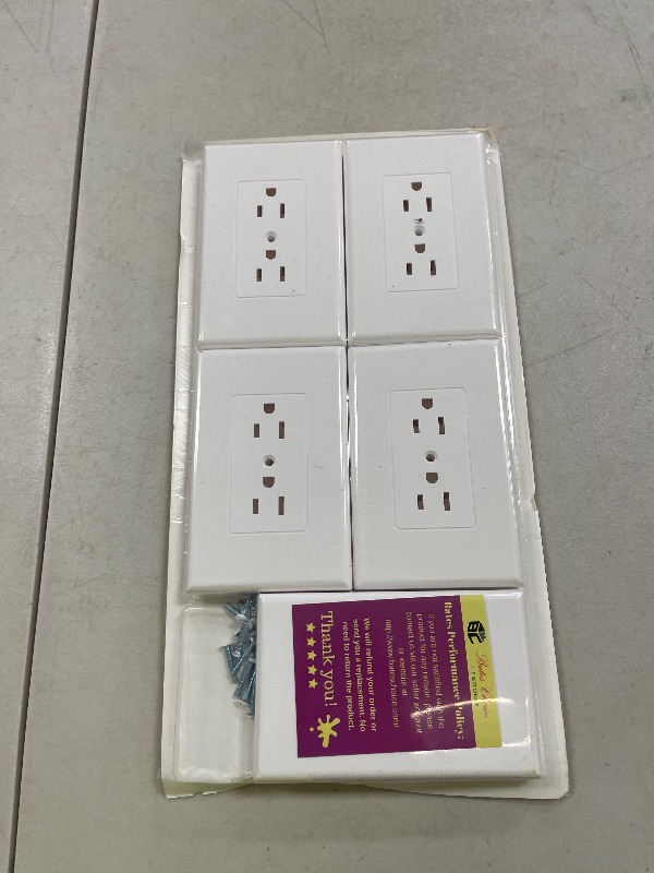 Photo 1 of Bates Duplex Wall Outlet Covers - 10 Pack, White Wall Plates
