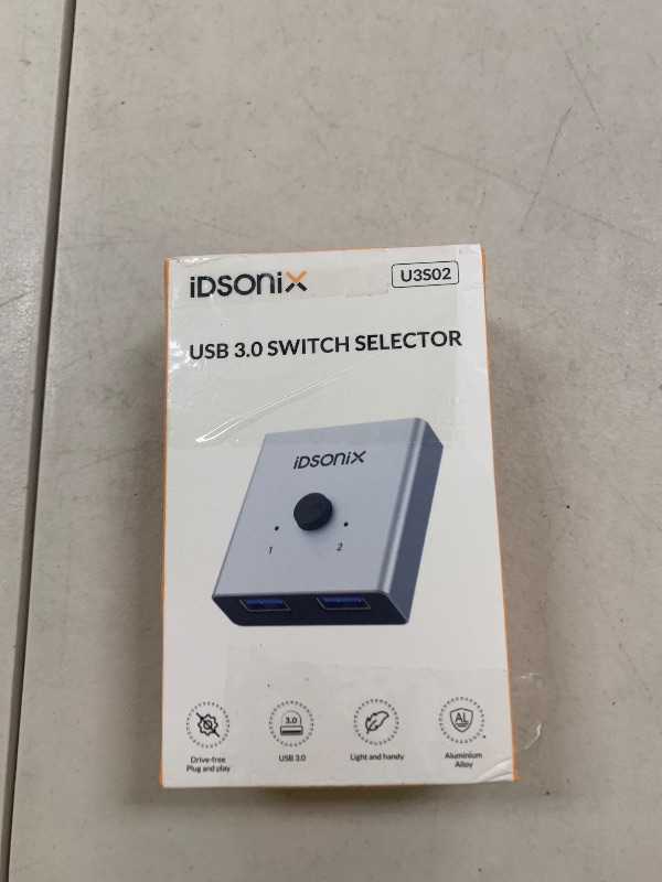Photo 1 of iDsonix USB 3.0 Switch Aluminum, Bi-Directional USB Switcher 1 in 2 Out (2 in 1 Out), Share 1 Device Between 2 Computers for Printer Mouse Keyboard, USB Sharing Switch Support CarPlay,Android Auto