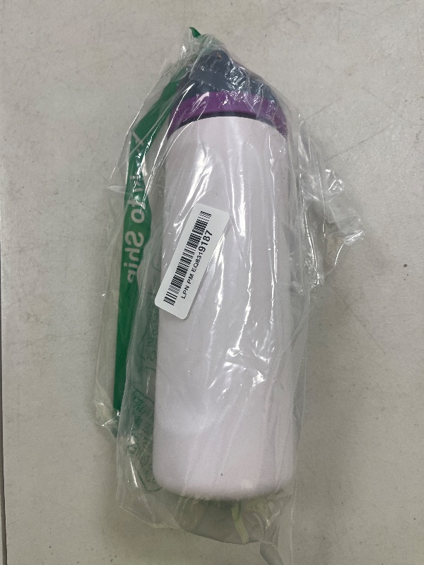 Photo 1 of Owala FreeSip Insulated Stainless Steel Water Bottle with Straw for Sports, Travel, and School BPA-Free Sports Water Bottle, 24 oz, Dreamy Field