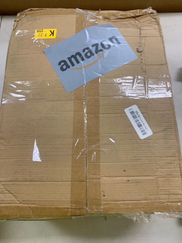 Photo 1 of Goodluck 600 Pieces Gold Disposable Plates for 100 Guests, Plastic Plates for Party, Dinnerware Set of 100 Dinner and 100 Dessert Plates, 100 Spoons, 100 Forks, 100 Knives, 100 Cups