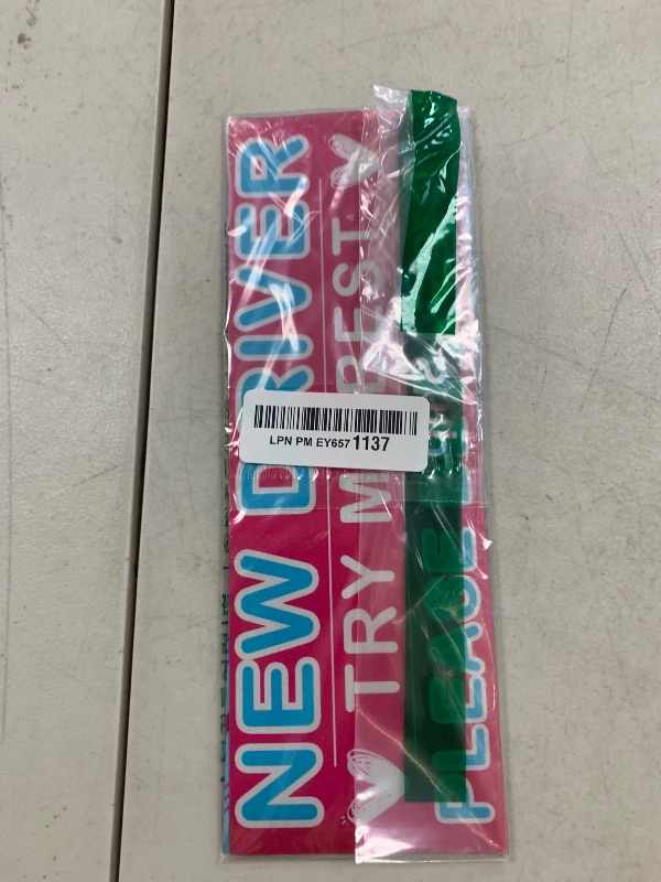 Photo 1 of 3 Pcs New Driver Magnet, Magnetic Removable Novice and Student Driver Safety Stickers for Accessories Bumper