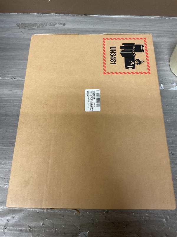 Photo 1 of Apple 2025 MacBook Air 13-inch Laptop with M4 chip: Built for Apple Intelligence, 13.6" Liquid Retina Display, 16GB Unified Memory, 256GB SSD Storage, 12MP Center Stage Camera, Touch ID, Silver