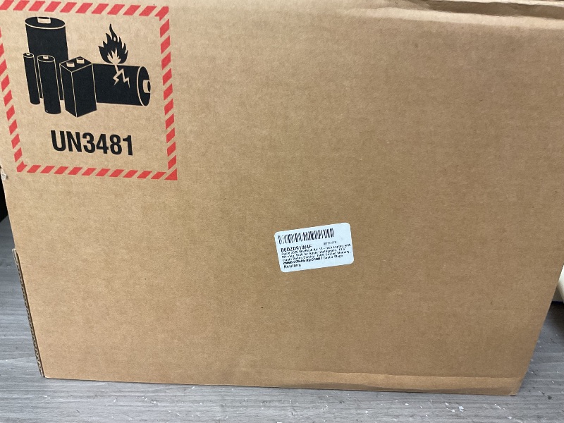 Photo 1 of Apple 2025 MacBook Air 13-inch Laptop with M4 chip: Built for Apple Intelligence, 13.6" Liquid Retina Display, 16GB Unified Memory, 256GB SSD Storage, 12MP Center Stage Camera, Touch ID, Silver