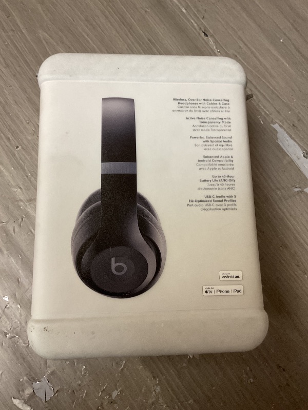 Photo 1 of Beats Studio Pro - Premium Wireless Over-Ear Headphones- Up to 40-Hour Battery Life, Active Noise Cancelling, USB-C Lossless Audio, Apple & Android Compatible - Black