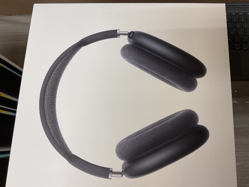 Photo 1 of Apple AirPods Max Wireless Over-Ear Headphones, Pro-Level Active Noise Cancellation, Transparency Mode, Personalized Spatial Audio, USB-C Charging, Bluetooth Headphones for iPhone - Midnight