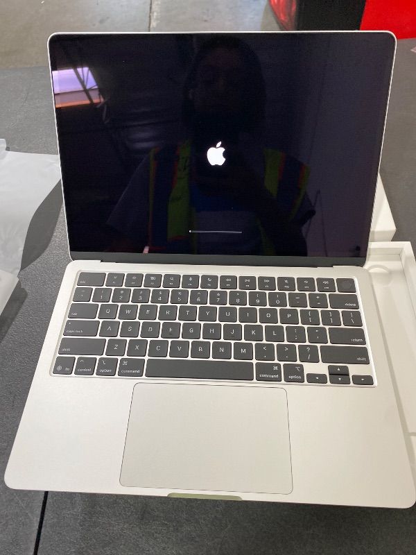 Photo 1 of Apple 2025 MacBook Air 13-inch Laptop with M4 chip: Built for Apple Intelligence, 13.6-inch Liquid Retina Display, 16GB Unified Memory, 256GB SSD Storage, 12MP Center Stage Camera, Touch ID; Silver