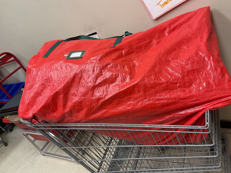 Photo 1 of XL Christmas tree