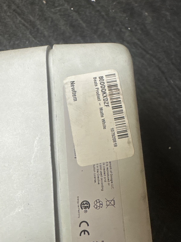 Photo 1 of Beats Studio Pro - Premium Wireless Over-Ear Headphones- Up to 40-Hour Battery Life, Active Noise Cancelling, USB-C Lossless Audio, Apple & Android Compatible - Matte White