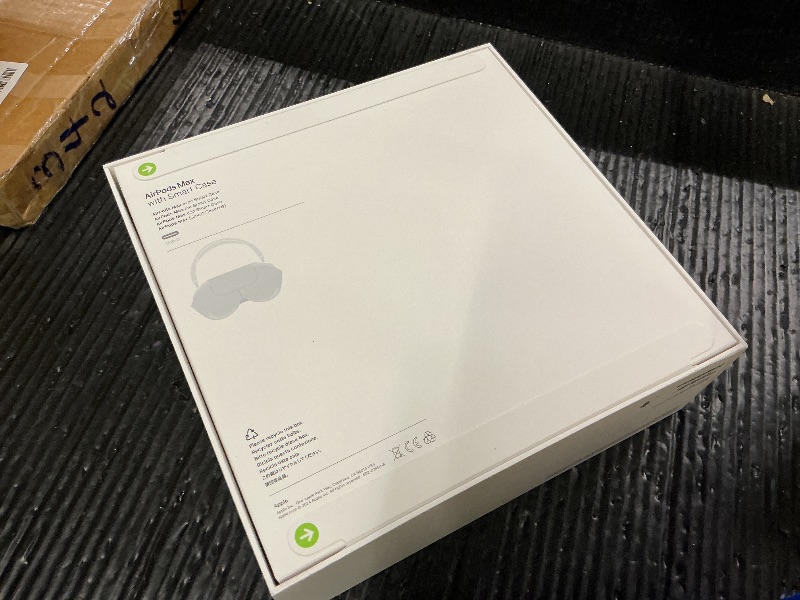 Photo 1 of Apple AirPods Max Wireless Over-Ear Headphones, Pro-Level Active Noise Cancellation, Transparency Mode, Personalized Spatial Audio, USB-C Charging, Bluetooth Headphones for iPhone - Midnight