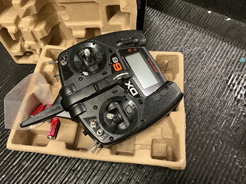 Photo 1 of Spektrum DX6e 6-Channel DSMX 2.4GHz RC Radio Transmitter Only (No Receiver) with 250 Model Memory | Telemetry | Wireless Trainer Link, SPMR6655 , Black