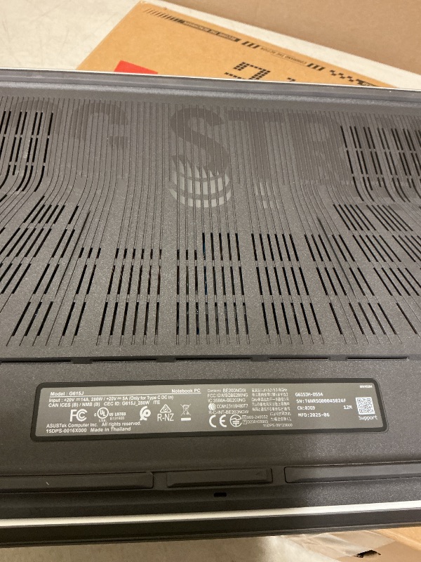 Photo 1 of ASUS ROG Strix G16 (2025) Gaming Laptop, 16” FHD+ 16:10 165Hz/3ms, NVIDIA® GeForce RTX™ 5050, Intel® Core™ i5-13450HX, 16GB DDR5-5600, 1TB PCIe Gen 4 SSD, Wi-Fi 7, Windows 11 Home, G615JH-DS54