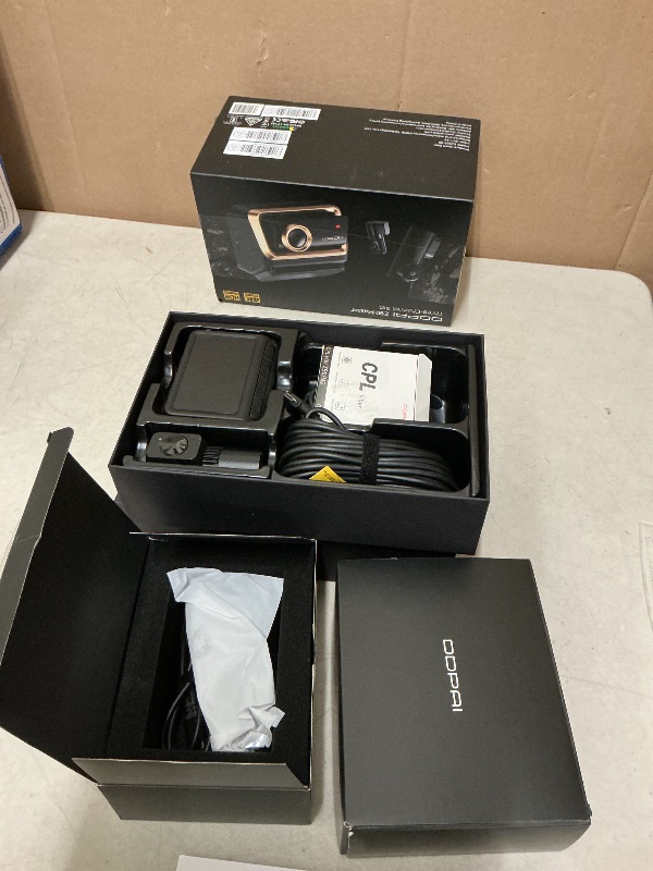 Photo 1 of DDPAI 4K 3-Channel Dash Cam,Dashcam for Cars with 128G eMMC+CPL,Front & Rear & Inside(2160P+2160P+1080P),Dual STARVIS 2 Sensors IMX678 + IMX678,AI ISP Night Vision,ADAS, WiFi 6, 4G LTE,Z90 Master 3CH