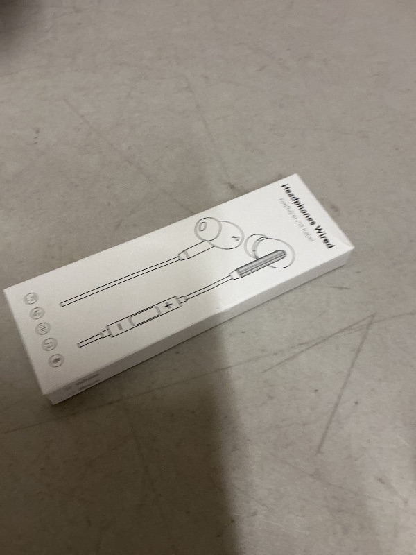 Photo 1 of USB C Wired Earbuds Ear Buds for iPhone 17 16 Pro Max 16e 16 Plus 16Pro 15 Pro Max 15 Plus 15Pro 15 USBC in-Ear Headphones Wired Type C iPhone 16 Earbud Earphones Headsets with Microphone for Samsung