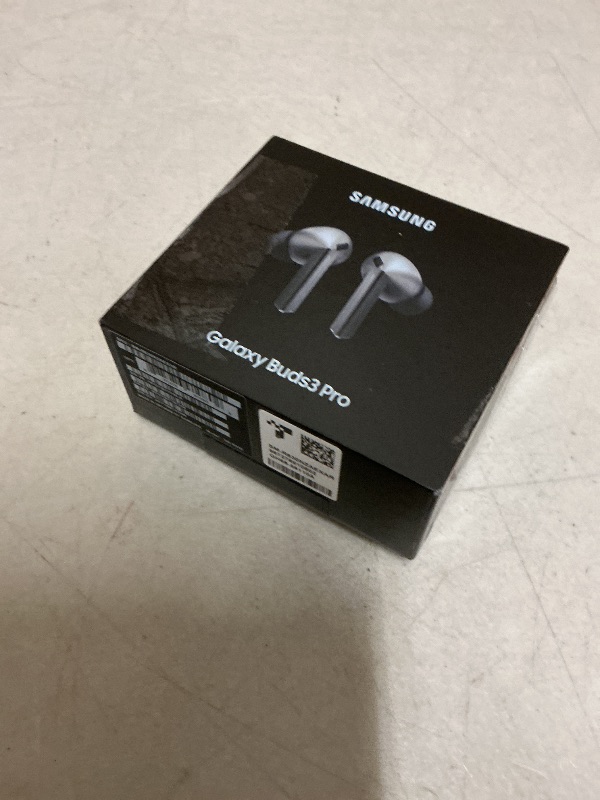 Photo 1 of Samsung Galaxy Buds 3 Pro AI True Wireless Bluetooth Earbuds, Noise Cancelling, Sound Optimization, Redesigned Comfort Fit, Silver [US Version, Amazon Exclusive, 2Yr Warranty]