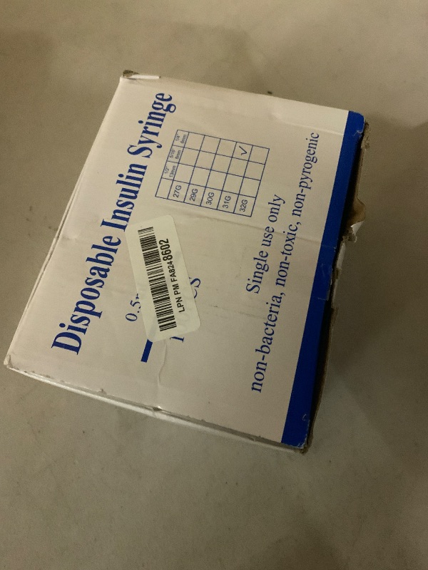 Photo 1 of 0.5ml Syringe with Cap, 31G 1/4" 6mm 1/2cc Syringes, Disposable Individual Package, Pack of 100