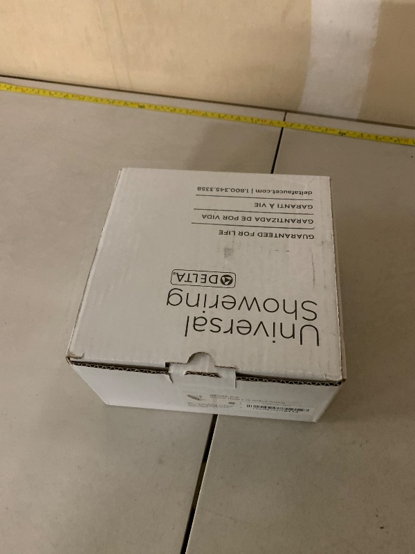 Photo 1 of Delta 5-Setting Champagne Bronze Shower Head with High Pressure Spray, 6 Inch Round Shower Head, Showerheads, 1.75 GPM Flow Rate, Champagne Bronze 52535-CZ