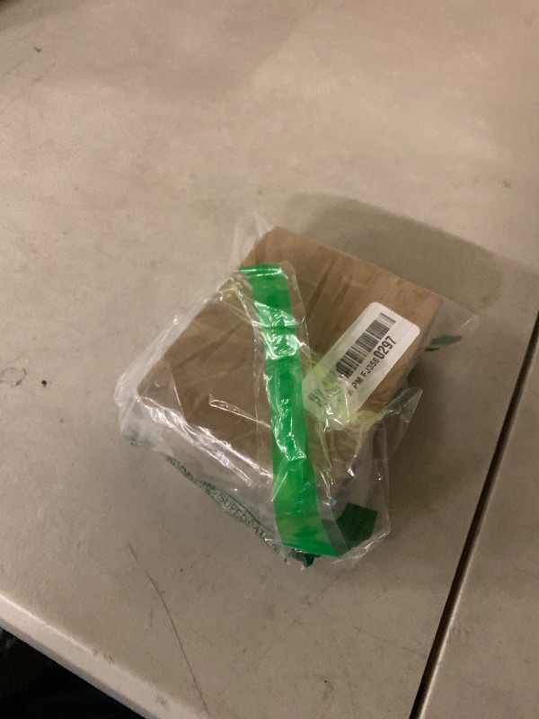 Photo 1 of 1 Pcs Wall Fragrance Plug in with Night Light Compatible with Bath and Body Works Wallflowers, with 3-Speed Adjustable Fragrance Essential Oil Diffuser for Home, White