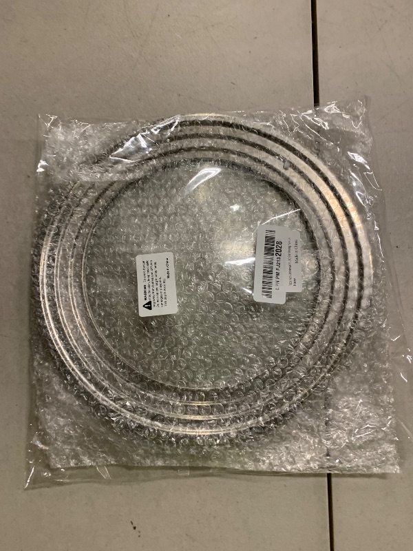 Photo 1 of 10.5 Inch Universal Pans Lid, Stainless Steel Pots Lid Fit 9, 10,10.5 Inch Pots and Pans, Heat Resistant Stainless Steel and Tempered Glass Lid, 10.5 In Frying Pan Lid