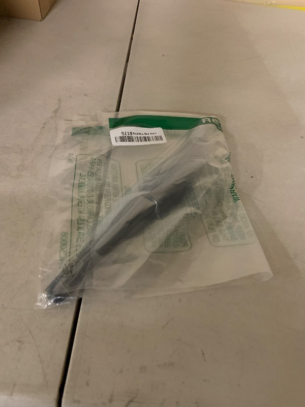 Photo 1 of 11 inch Wiper Blade Rear Replacement, Compatible with Jeep Grand Cherokee 2022-2014/Chevy HHR 11-06/KIA Rio 2022-2012 Sorento 2015-2010 Soul 2022-2010/Hyundai Accent 22-12 Kona 22-18 (11-A/H281)