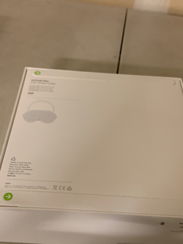 Photo 1 of Apple AirPods Max Wireless Over-Ear Headphones, Pro-Level Active Noise Cancellation, Transparency Mode, Personalized Spatial Audio, USB-C Charging, Bluetooth Headphones for iPhone - Purple