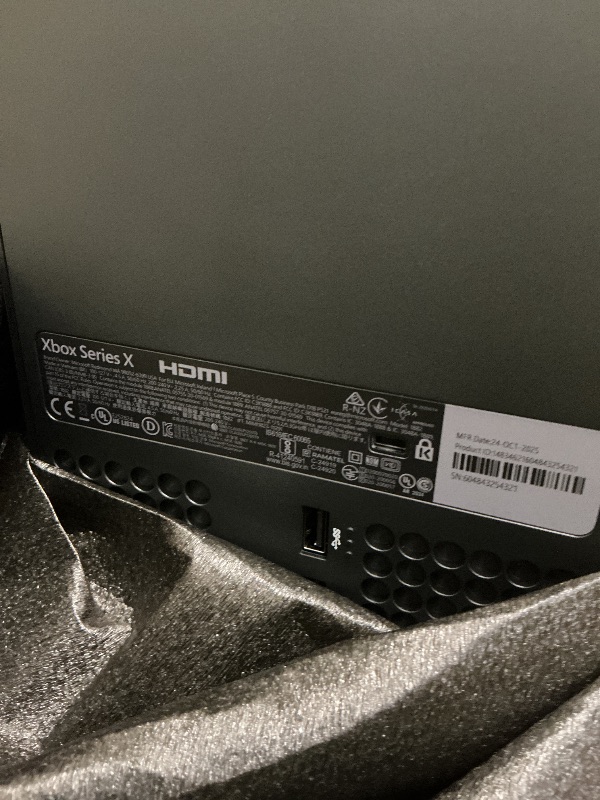 Photo 1 of Xbox Series X - Gaming Console - 1TB SSD - Includes Wireless Controller - 4K Gaming - 120FPS - Carbon Black