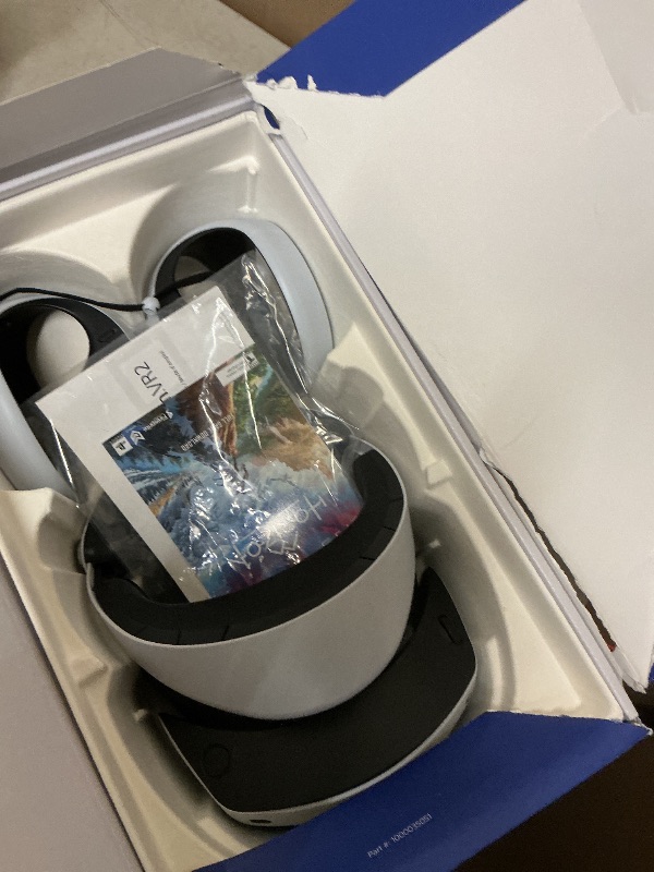 Photo 1 of PlayStation VR2 Horizon Call of The Mountain™ Bundle (PSVR2)