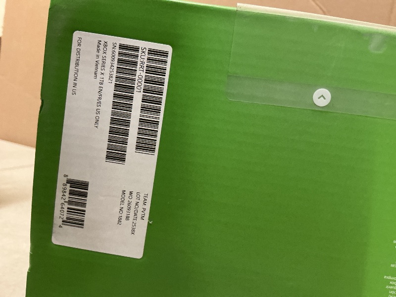 Photo 1 of Xbox Series X - Gaming Console - 1TB SSD - Includes Wireless Controller - 4K Gaming - 120FPS - Carbon Black