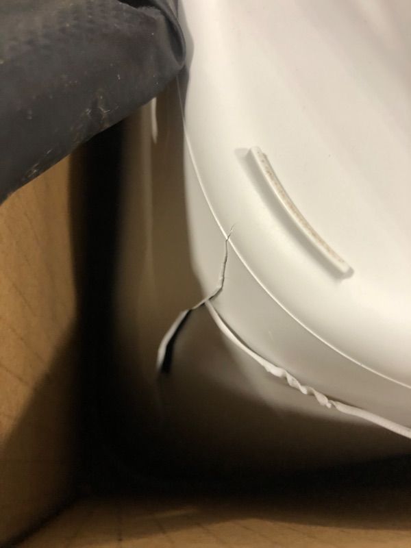 Photo 1 of ** sold as is no refund/return** see comments
Amazon Basics 8-Sheet Cross Cut Paper and Credit Card Shredder for Security, Heavy Duty, White