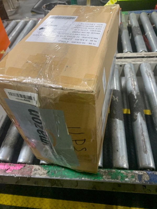 Photo 1 of ** sold as is no refund/return** see comments
Amazon Basics 8-Sheet Cross Cut Paper and Credit Card Shredder for Security, Heavy Duty, White