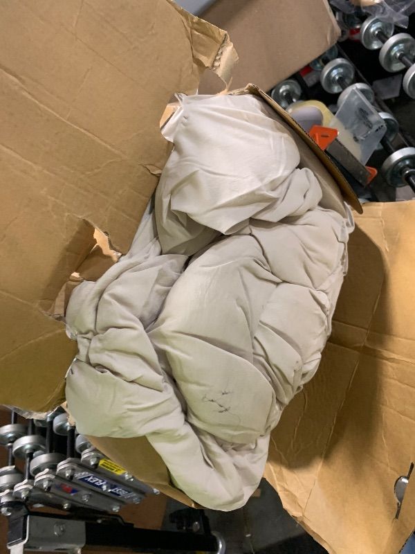 Photo 1 of ***USED*** Bedsure Oversized King Comforter Set, Beige Soft Prewashed Bedding for All Seasons, 3 Pieces GentleSoft™ Bed Set, 1 Lightweight Comforter (120"x98") and 2 Pillowcases (20"x36")