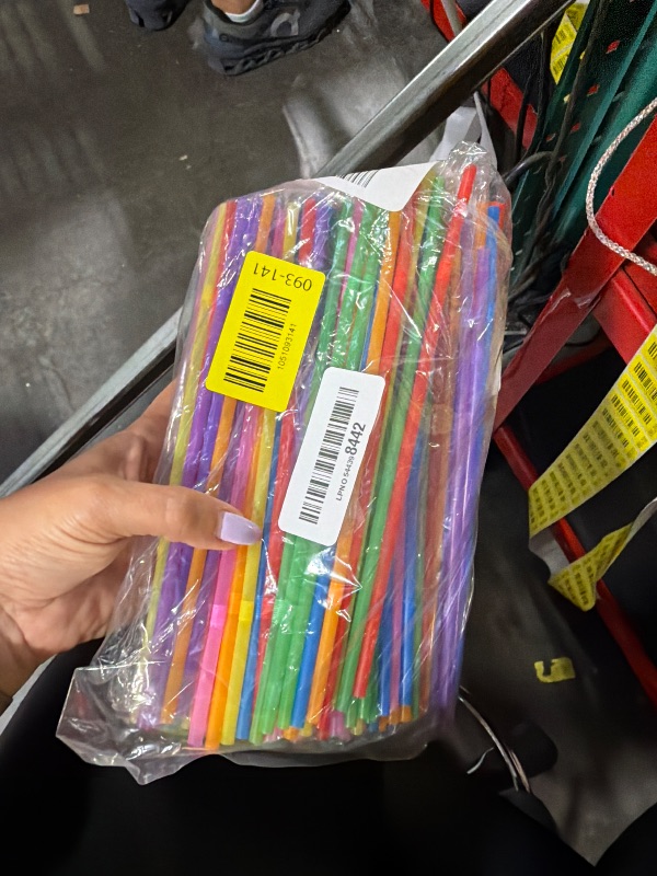 Photo 1 of [200 Pack] 8.5" High Multicolour Flexible Plastic Straws,Bendable Disposable Drinking Straws for Home Use Milk Juice Drinks