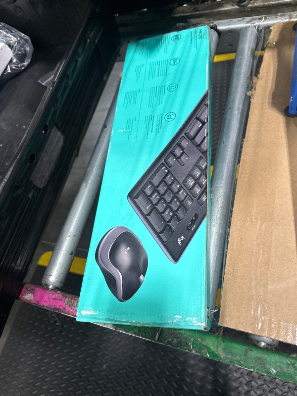 Photo 1 of *****MISSING THE MOUSE****Logitech MK270 Wireless Keyboard and Mouse Combo for Windows, 2.4 GHz Wireless, Compact Mouse, 8 Multimedia and Shortcut Keys, 2-Year Battery Life, for PC, Laptop - Black