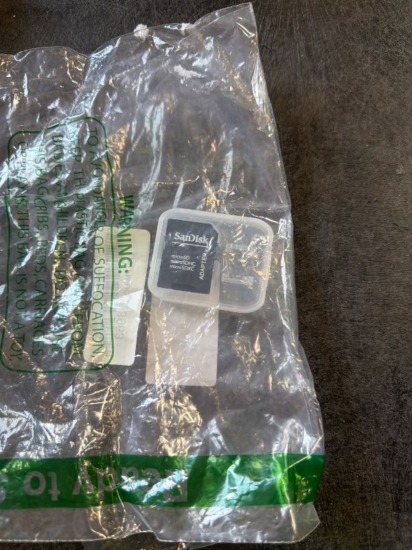 Photo 1 of ****ONLY ONE SD******3 Pack -Sandisk MicroSD MicroSDHC to SD SDHC Adapter. Works with Memory Cards up to 32GB Capacity (Bulk Packaged).