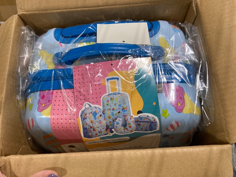 Photo 1 of ***NEW*** Travelers Club Kids' 5pc Hardside Checked Spinner Luggage Set - Ice Cream