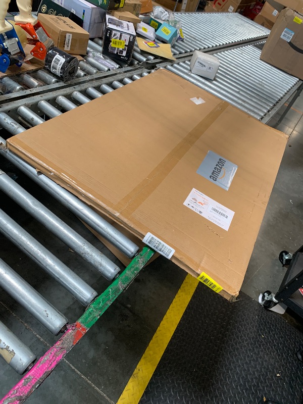 Photo 1 of ** sold as i no refund/return** see comments 
upsimples 24x36 Poster Frame, Display Pictures 20x30 with Mat or 24 x 36 Without, Wall Hanging Picture Frames, Black, 1 Pack