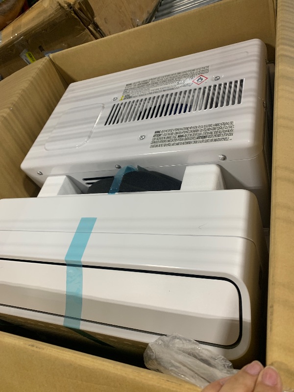 Photo 1 of **NON-FUNCTIONAL**
Midea 8,000 BTU U Shaped Smart Inverter Window Air Conditioner - Cools 350 Sq Ft, Ultra Quiet with Open Window Flexibility - Alexa/Google Assistant Compatible - 37% Energy Savings, Remote (Updated)