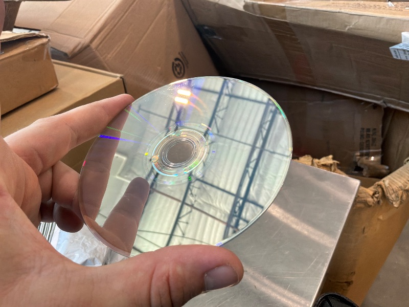 Photo 1 of [Disc is fine, case is destroyed] EA SPORTS FC 26 - XBOX Series X