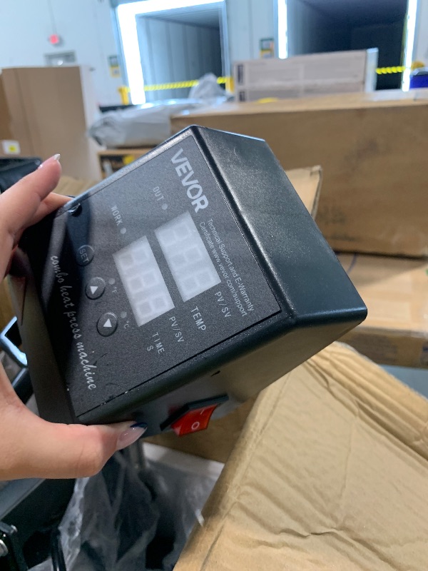 Photo 1 of ***SIMILAR ITEM*** VEVOR Heat Press, 12x10in Heat Press Machine, Clamshell Sublimation Transfer Printer Fast Heat-up, Digital Precise Temperature Control, Vinyl Heat Press for T-Shirts Bags Garments Mats Puzzles, 650W