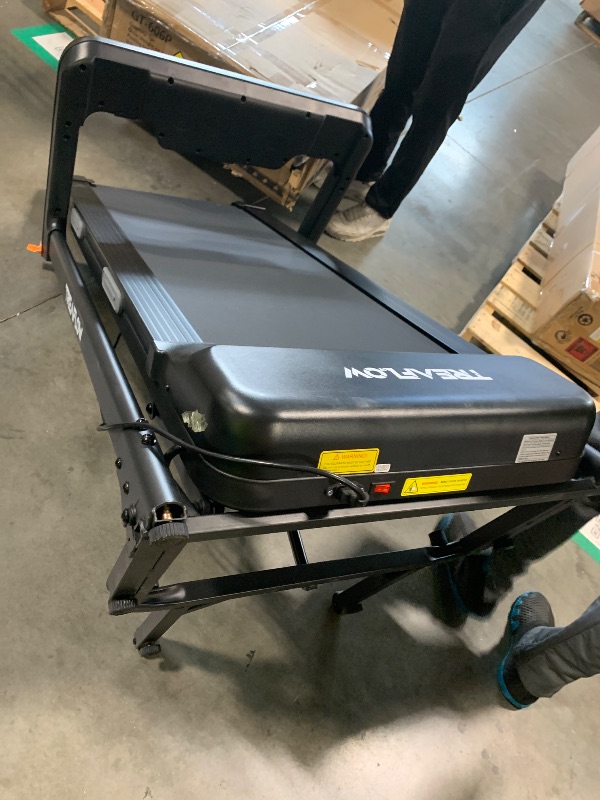 Photo 1 of ***FINAL SALE NO RETURN ***FOR PARTS *** TREAFLOW Treadmill with 0-25% Auto Incline, 3.5 HP Folding for Home Running, 10.0 MPH Max Speed, 300 lbs Weight Capacity, Bluetooth Speaker. (Black)