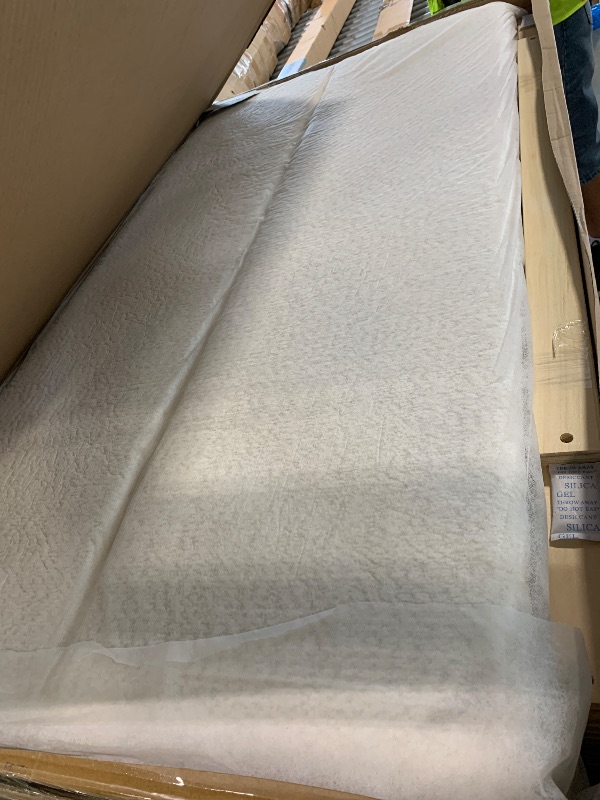 Photo 1 of ***UNKNOWN IF MISSING PARTS*** KEIKI Full Size Upholstery Tufted Daybed with Erectable Trundle, Full to King Design Modern Extendable Boucle Sofa Bed, Easy Assembly, No Box Spring Required, for Living Room and Bedroom, Beige