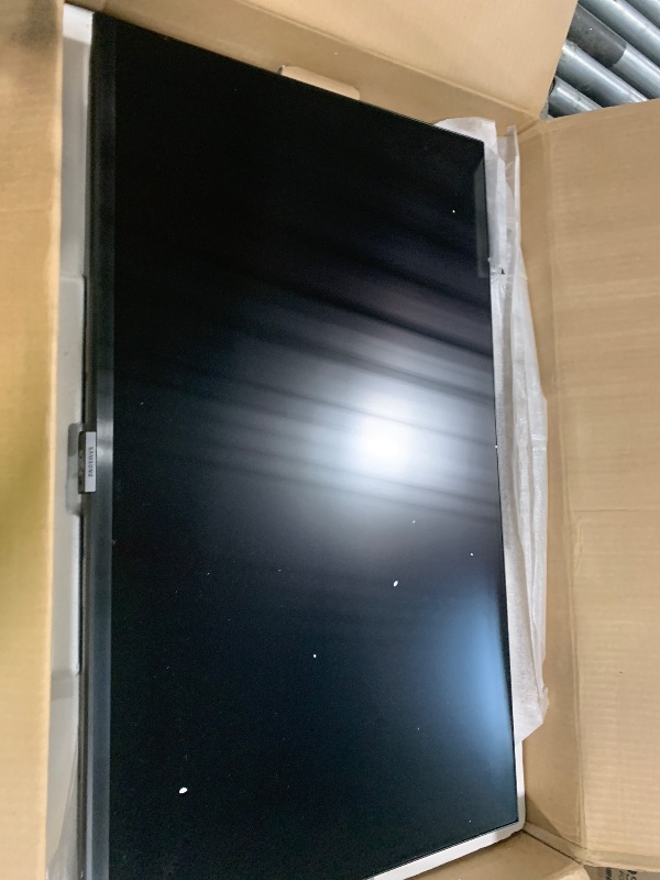 Photo 1 of ***NOT FUNCTIONAL *** SAMSUNG 32-Inch Viewfinity QHD 2K Computer Monitor, Fully Adjustable Stand, USB-C, DisplayPort Daisy Chain, Ethernet, HDMI, HDR10, 3-YR Warranty, LS32A600UUNXGO,Black