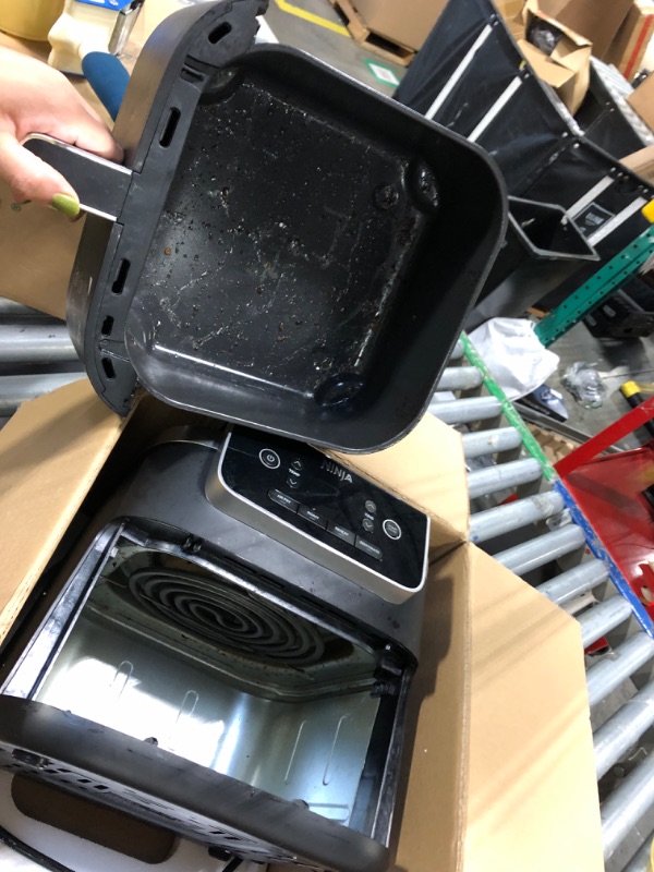 View 4 of ***SELLING FOR PARTS*** 
Ninja Air Fryer | 5 QT Capacity fit up to 4lbs of Fries | 5-in-1 Air Fry, Bake, Roast, Reheat, & Dehydrate | 400°F | Air Crisp Technology | 1750 Watts | Nonstick Basket & Crisper Plate | Grey | AF142