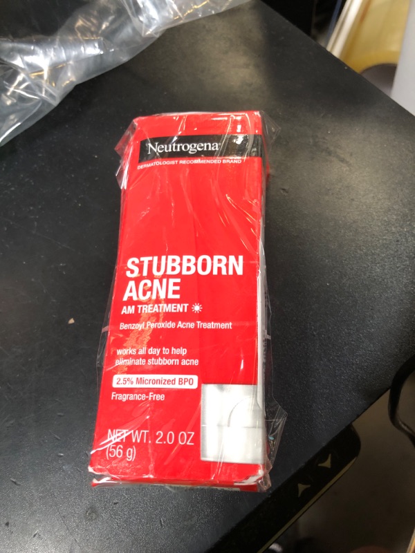 Photo 1 of Neutrogena Stubborn Acne AM Face Treatment with 2.5% Micronized Benzoyl Peroxide Acne Medication, Oil-Free Daily Facial Treatment Reduces Size & Redness of Breakouts, Paraben-Free, 2.0 oz
