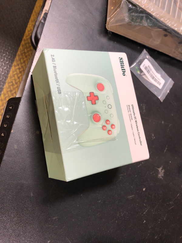 Photo 1 of 8Bitdo Ultimate 2C Hall Effect Joysticks and Hall Triggers Wireless Controller for Windows PC and Android, with Remappable L4/R4 Bumpers, Turbo function & Rumble vibration (Mint)