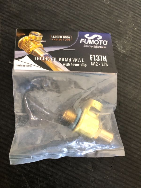 Photo 1 of F137N with LC-10 F-Series Large Body FUMOTO® Valve with Long Nipple and LC-10 Lever Clip for M12-1.75
