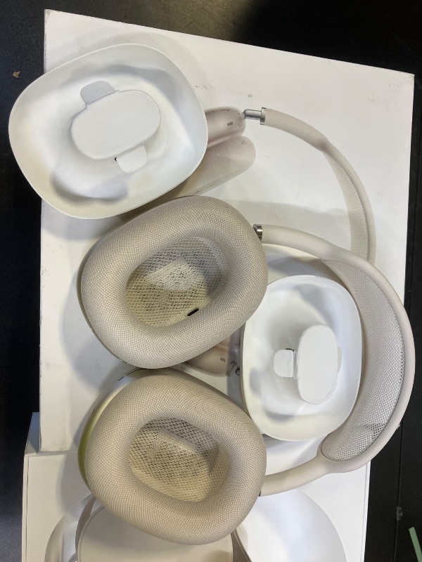 Photo 1 of Apple AirPods Max Wireless Over-Ear Headphones, Pro-Level Active Noise Cancellation, Transparency Mode, Personalized Spatial Audio, USB-C Charging, Bluetooth Headphones for iPhone - Starlight