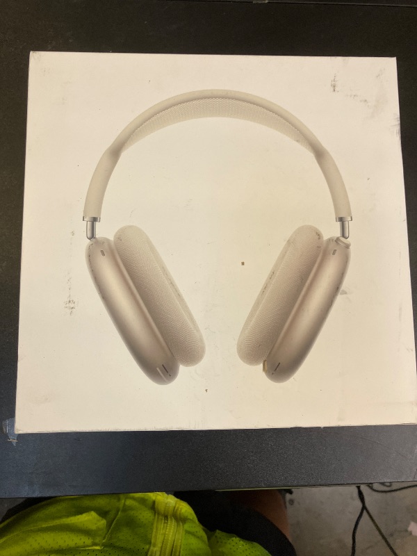 Photo 1 of Apple AirPods Max Wireless Over-Ear Headphones, Pro-Level Active Noise Cancellation, Transparency Mode, Personalized Spatial Audio, USB-C Charging, Bluetooth Headphones for iPhone - Starlight